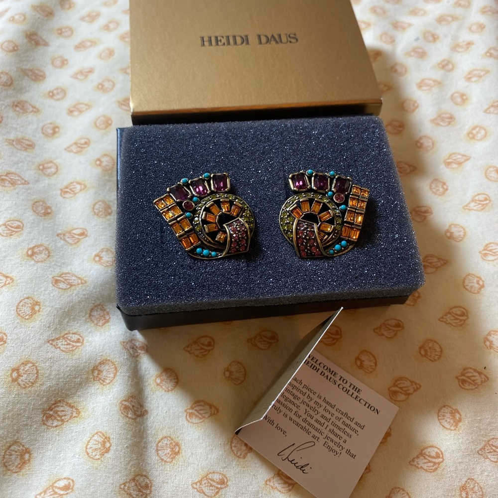 Heidi Daus Vibrant Spiral Earrings with turquoise color beads clip ons NRFB